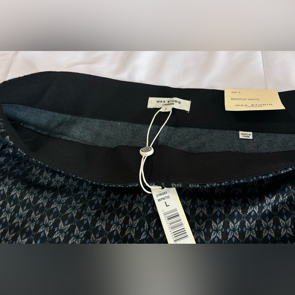 Women's Printed Ponte Bootleg Pant - Picture 2 of 10